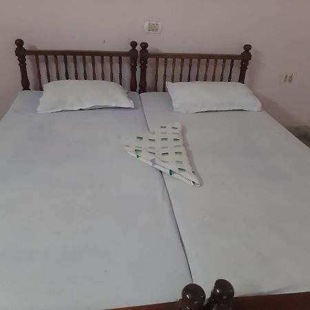 Hotel Peacock Ковалам Экстерьер фото