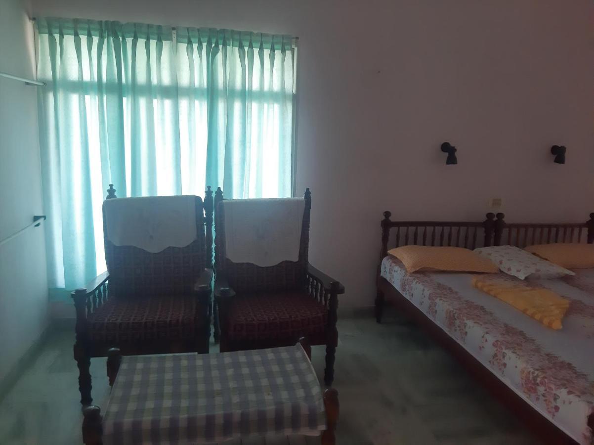 Hotel Peacock Ковалам Экстерьер фото