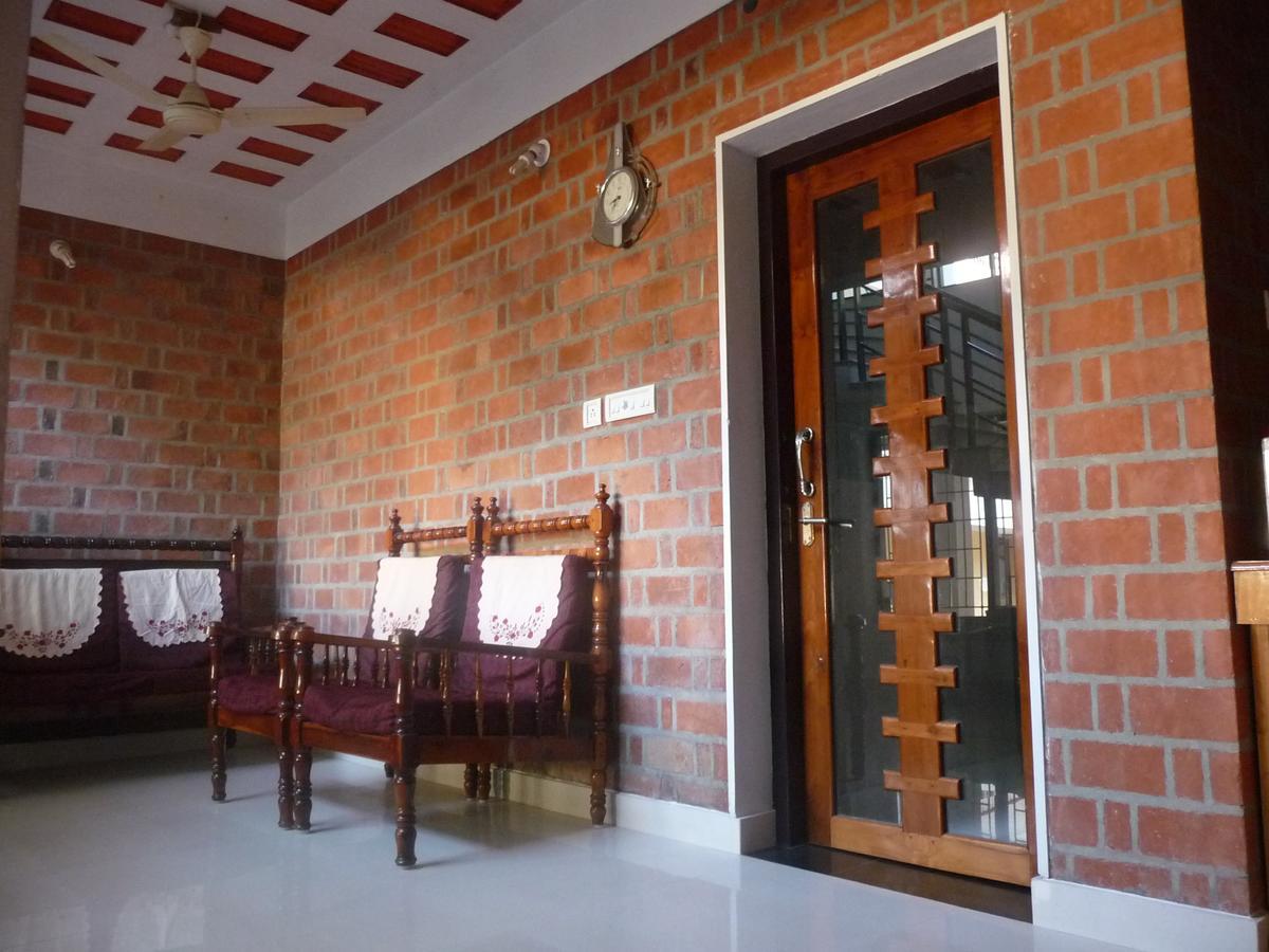 Hotel Peacock Ковалам Экстерьер фото